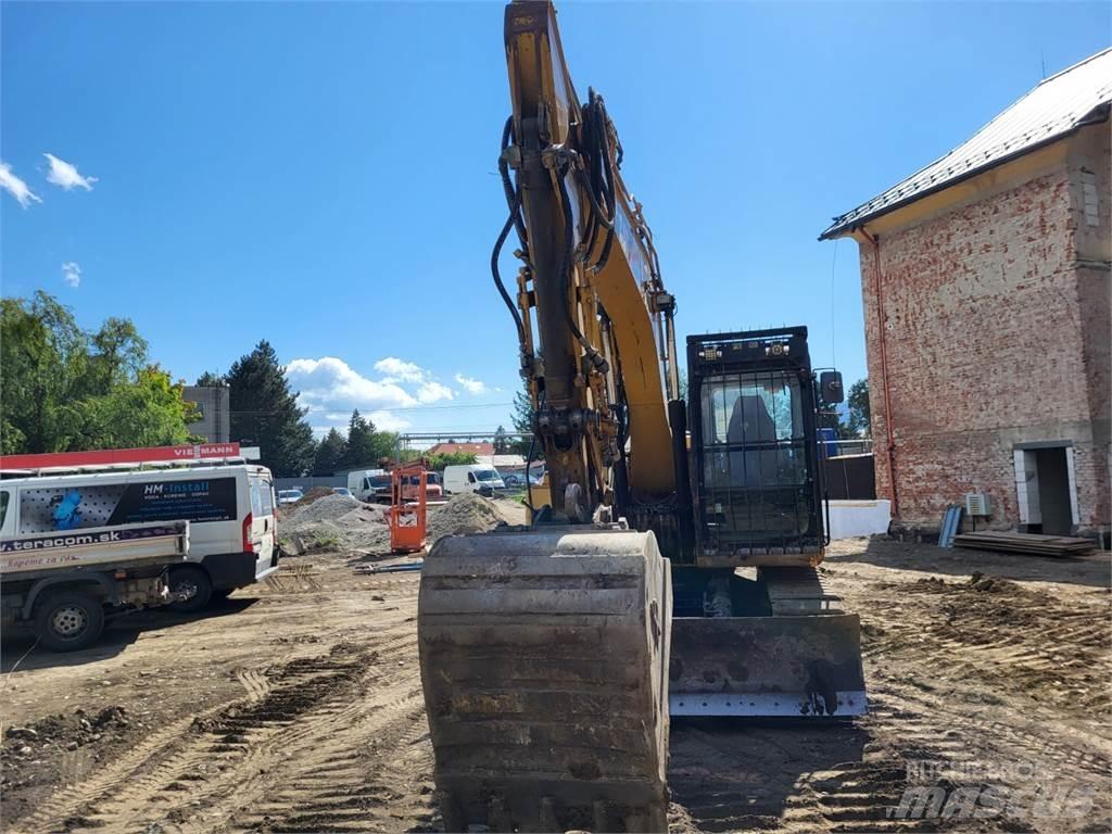 CAT 311 D Muu