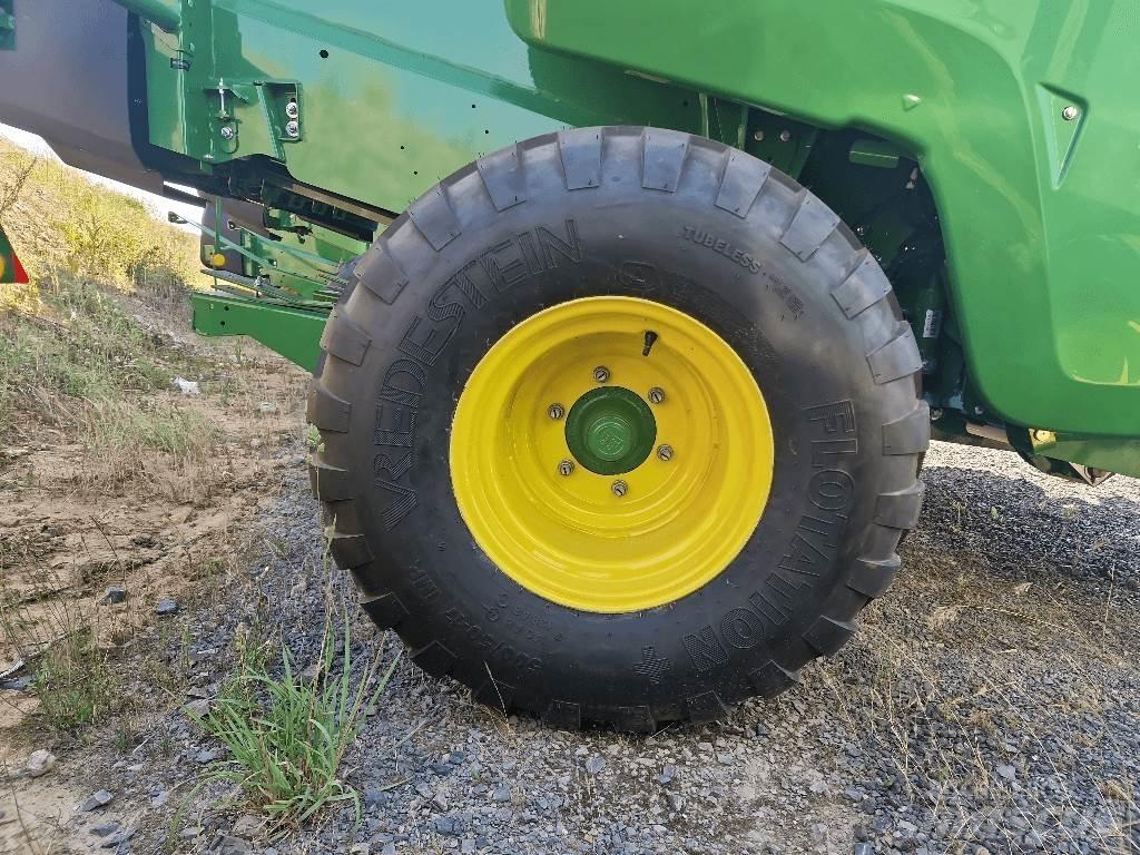John Deere V461M Ruloonpressid