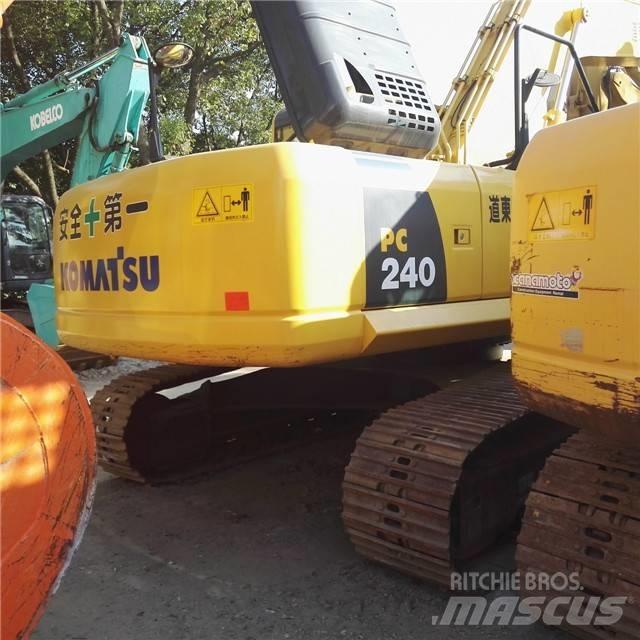 Komatsu PC 240 Roomikekskavaatorid