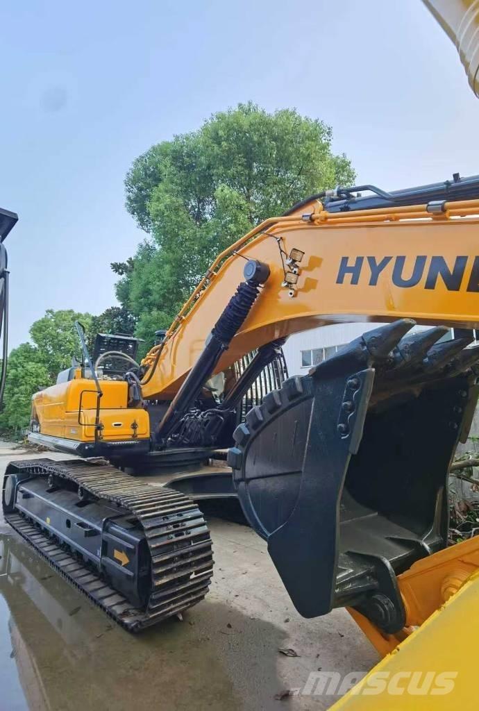 Hyundai R520LC-9 Roomikekskavaatorid