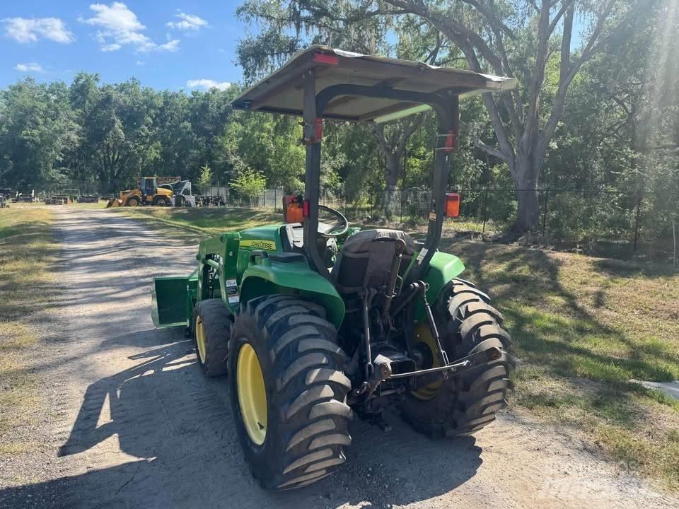 John Deere 3038 E Traktorid