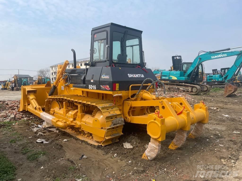 Shantui SD 16 Buldooserid