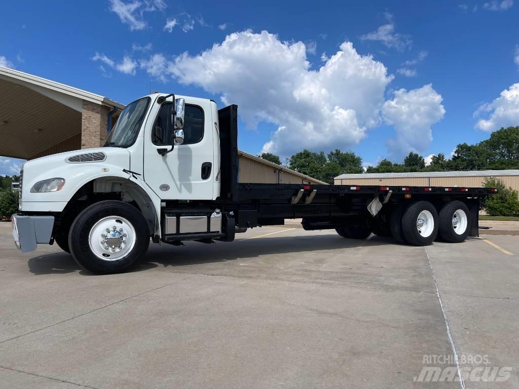 Freightliner M 106 Madelautod