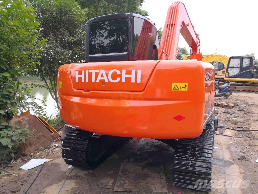 Hitachi ZX 70 Väikeekskavaatorid 7t-12t