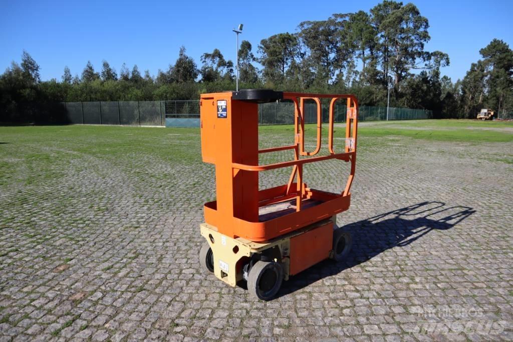JLG 1230 ES Vertikaalsed mast tõstukid
