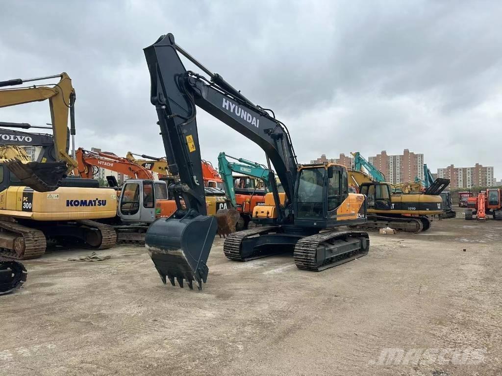 Hyundai 225 LC-9T Roomikekskavaatorid