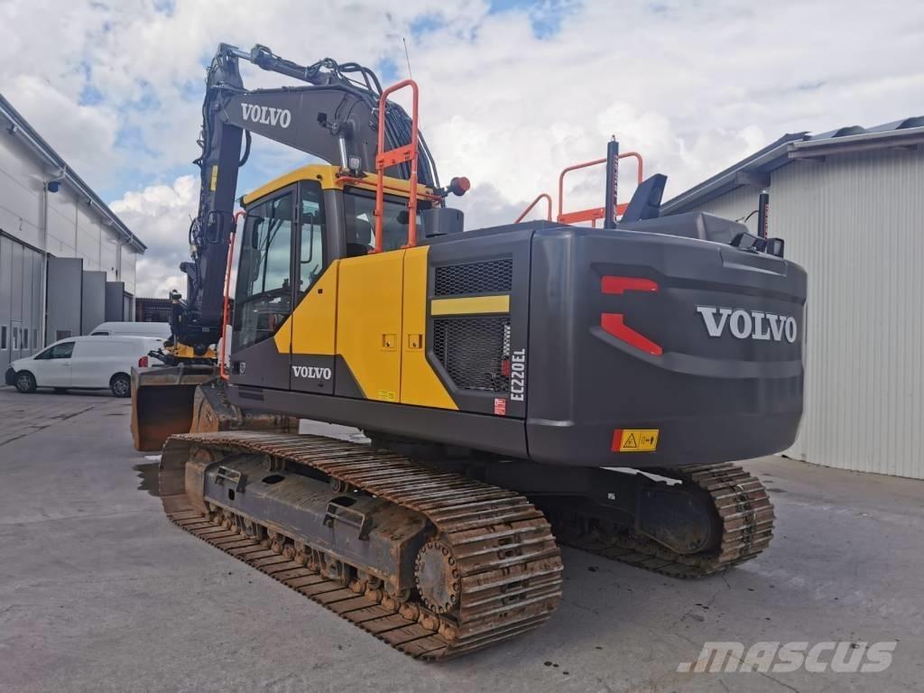 Volvo EC 220 E Roomikekskavaatorid