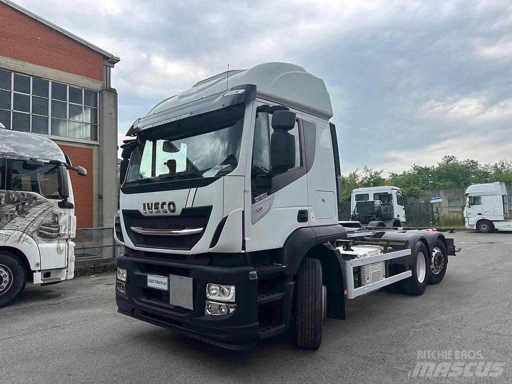 Iveco Stralis 460 Raamautod