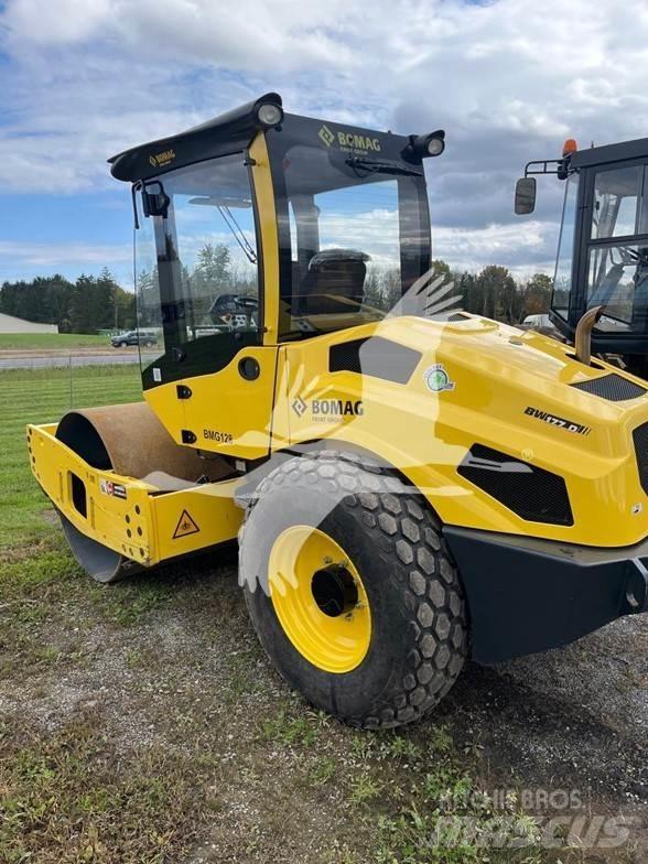 Bomag BW177D-5 Ühe trumliga rullid