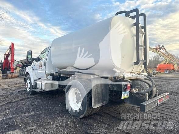 F & R F750 Metsaveopoolhaagised