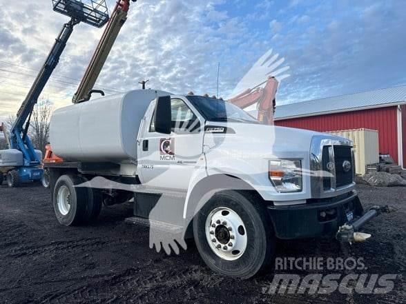 F & R F750 Metsaveopoolhaagised