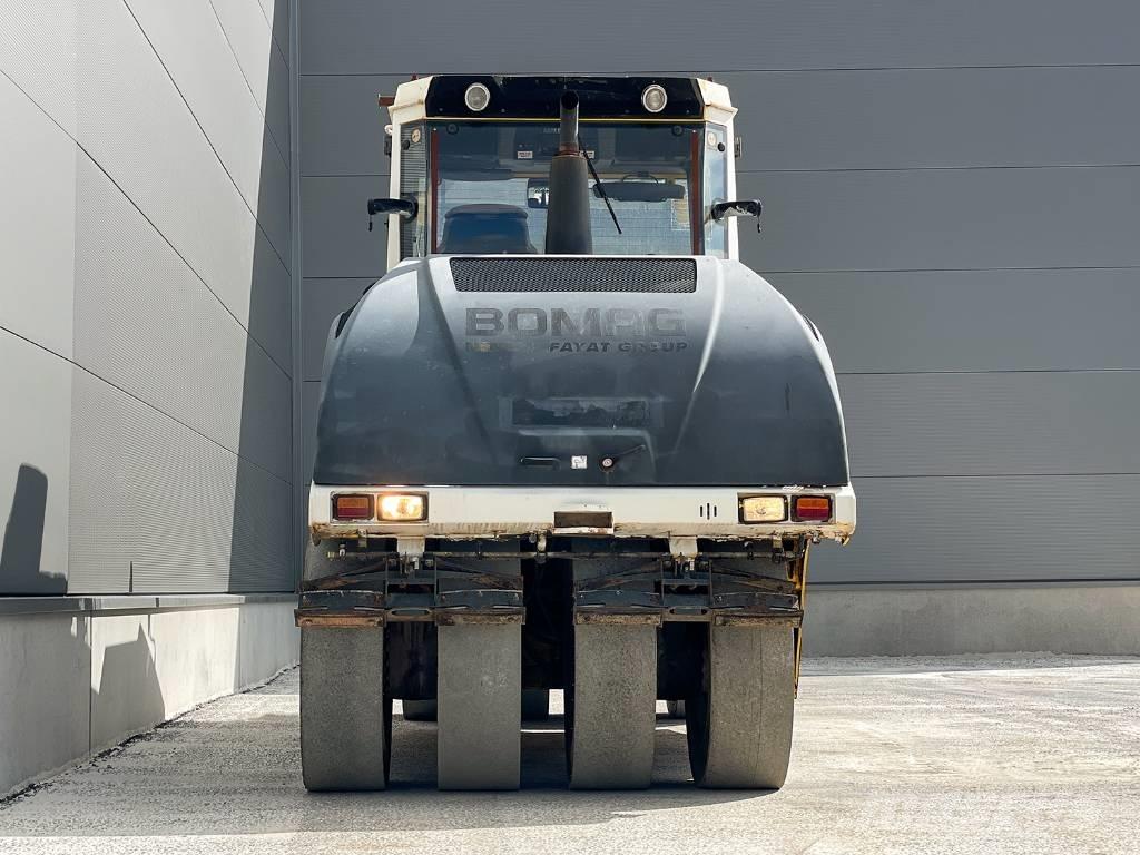 Bomag BW 24 RH Pneumorehvidega rullid
