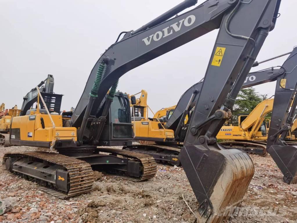 Volvo EC 210 D Roomikekskavaatorid