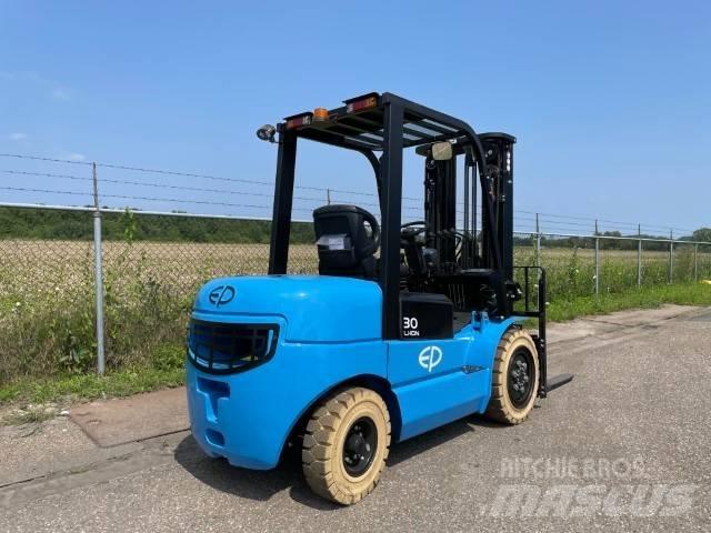 EP EFL302 | 3T | LI-ION Elektritõstukid