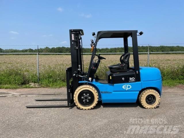 EP EFL302 | 3T | LI-ION Elektritõstukid