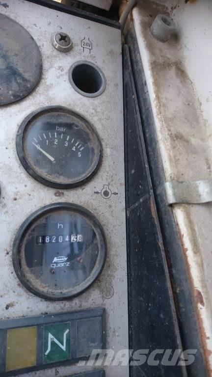 Liebherr A900 Ratasekskavaatorid