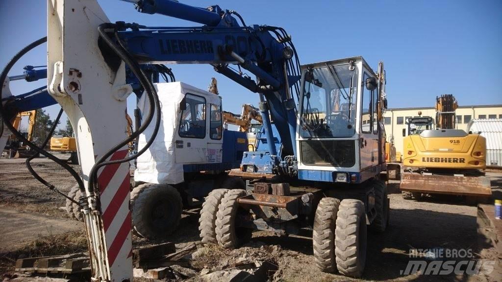 Liebherr A900 Ratasekskavaatorid