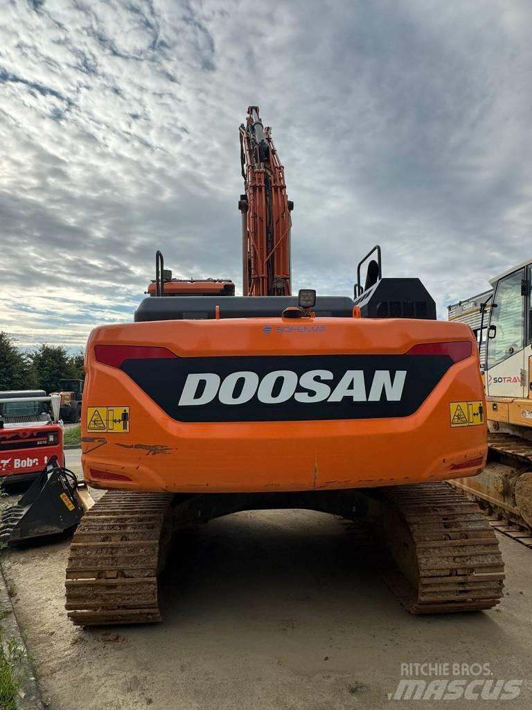 Doosan DX 225 LC-5 Roomikekskavaatorid