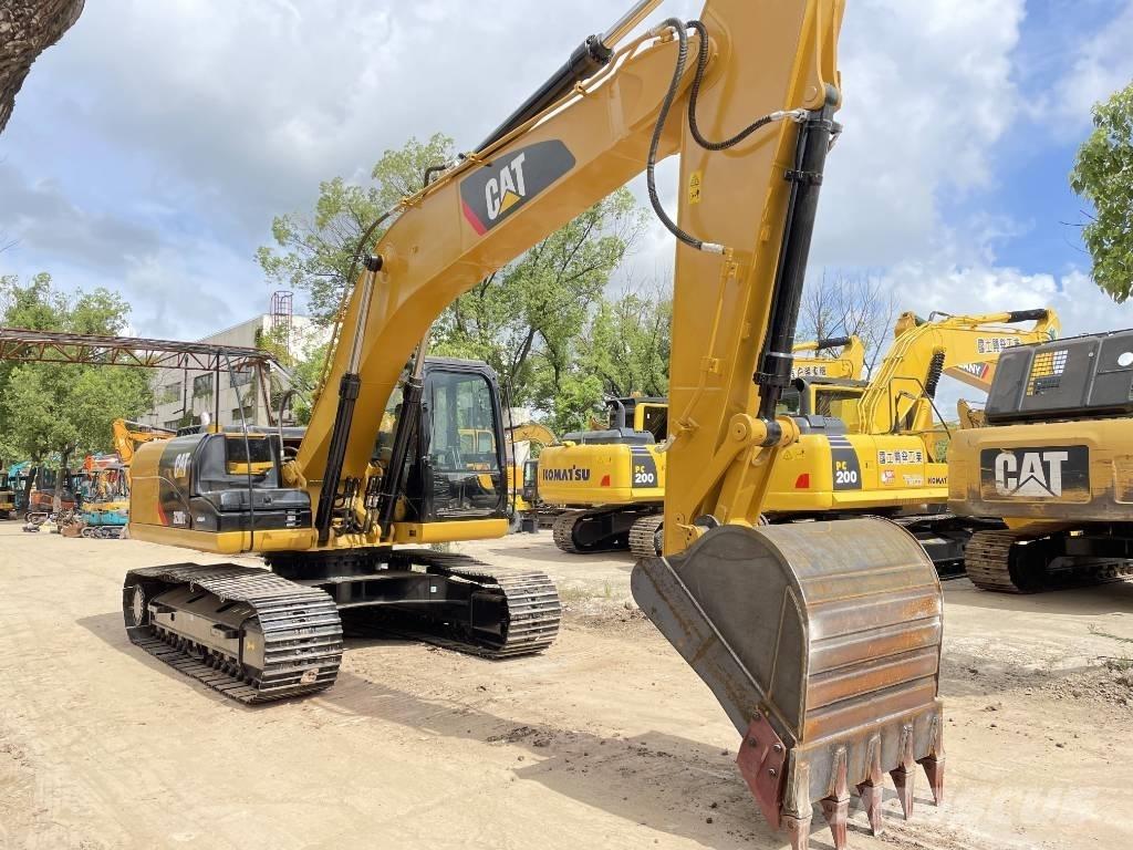 CAT 320 D Roomikekskavaatorid
