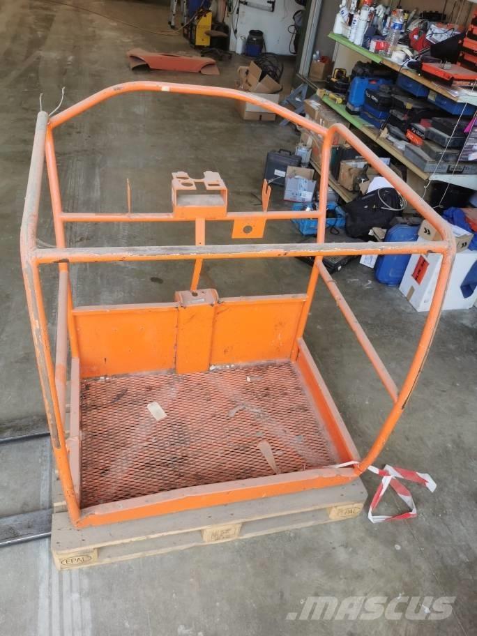 JLG Toucan 10 E Nooled ja varred