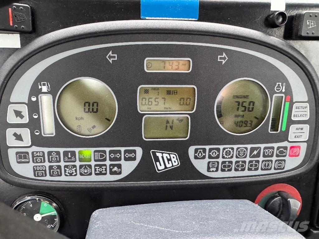 JCB Fastrac 2155 Traktorid