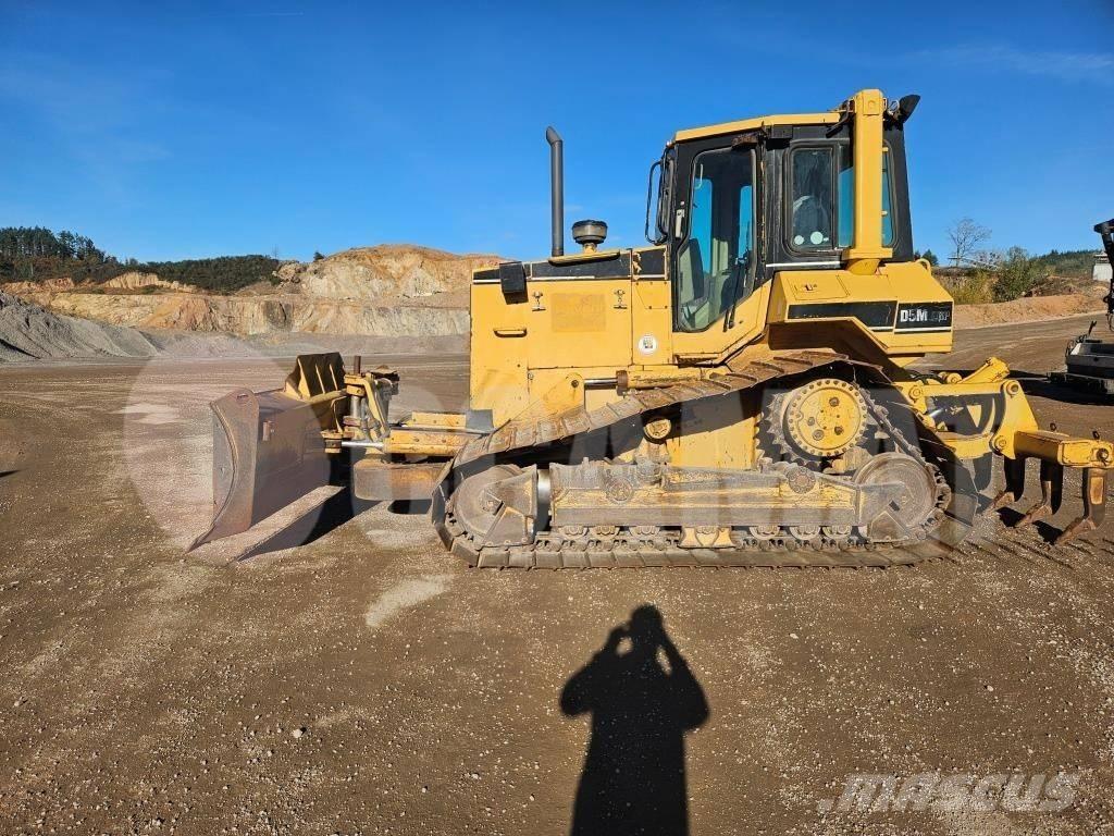 CAT D 5 M LGP Buldooserid