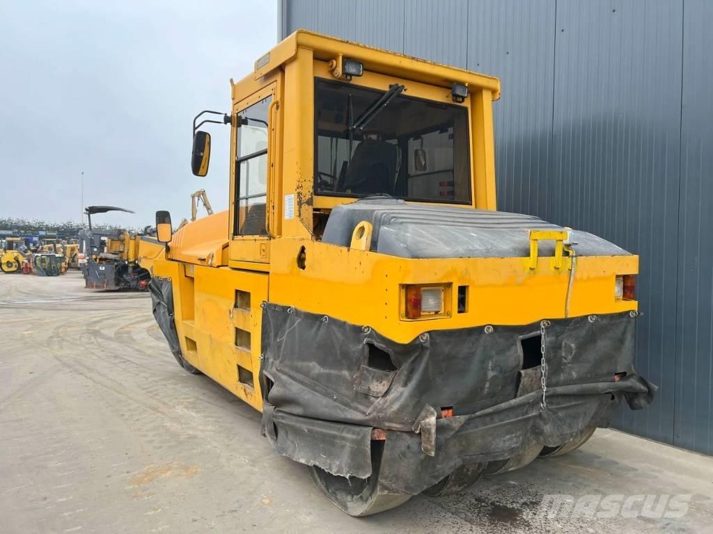 CAT PS300B Pneumorehvidega rullid