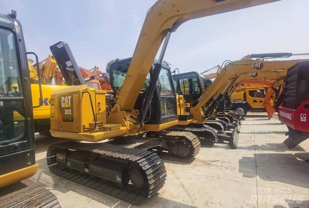 CAT 307E Roomikekskavaatorid