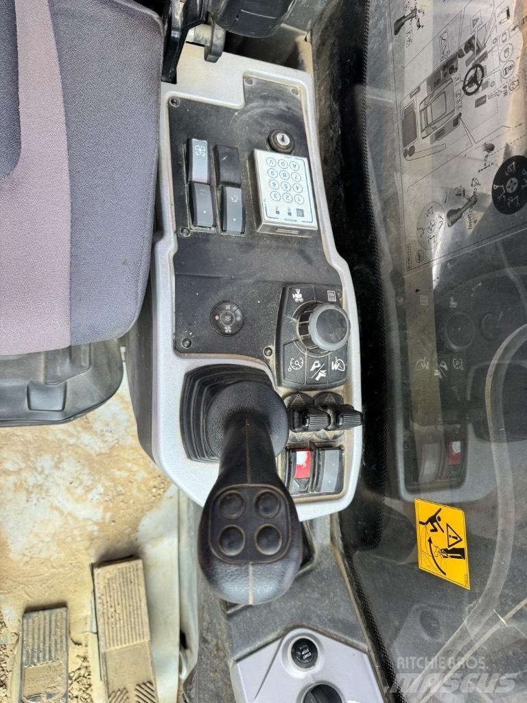 Mecalac 12 MTX Ratasekskavaatorid