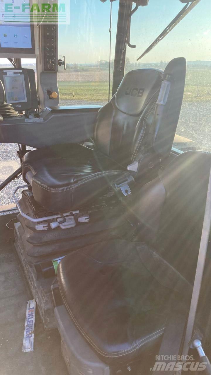 JCB Fastrac 4220 Traktorid