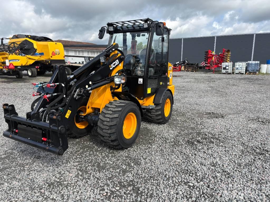 JCB 403 Väikelaadurid
