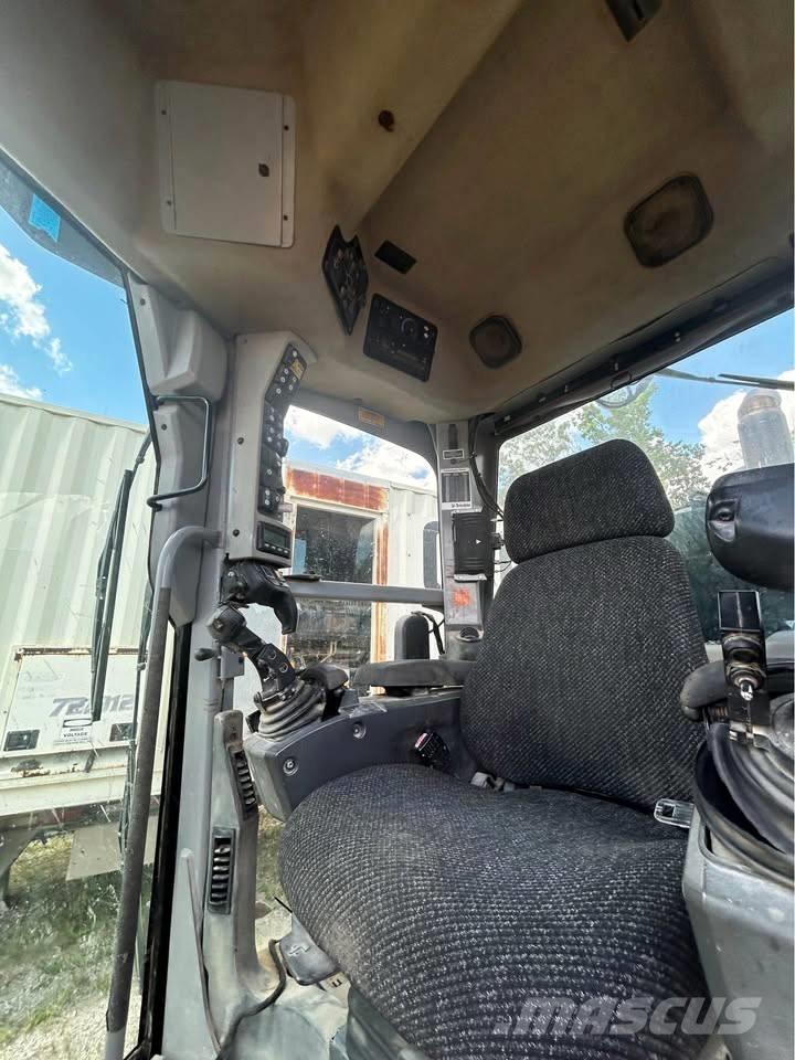 CAT 140 M 2 Greiderid