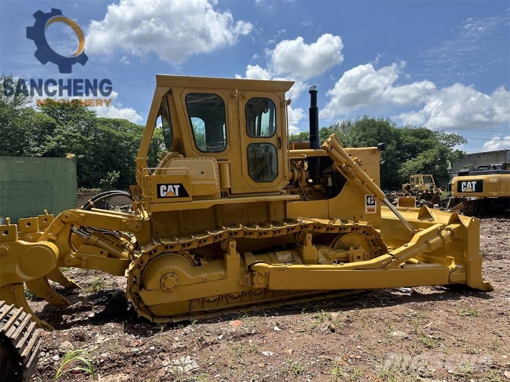 CAT D 7 G Buldooserid
