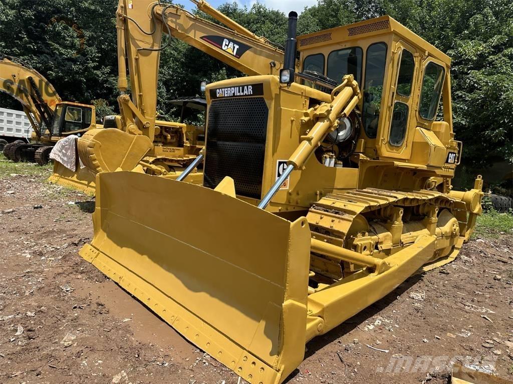 CAT D 7 G Buldooserid