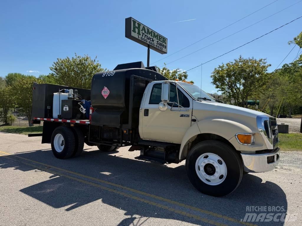 Ford F 750 XLT Munitsipaalsõidukid