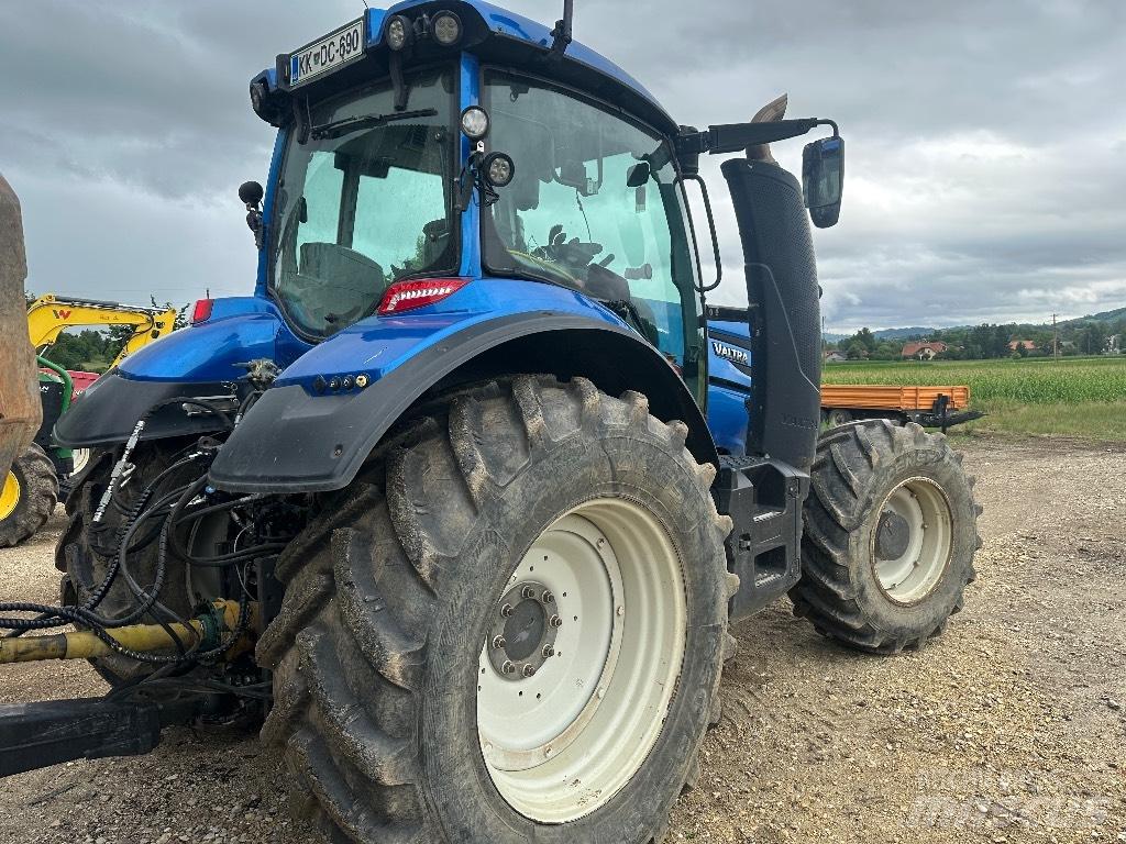 Valtra T 174 E Traktorid