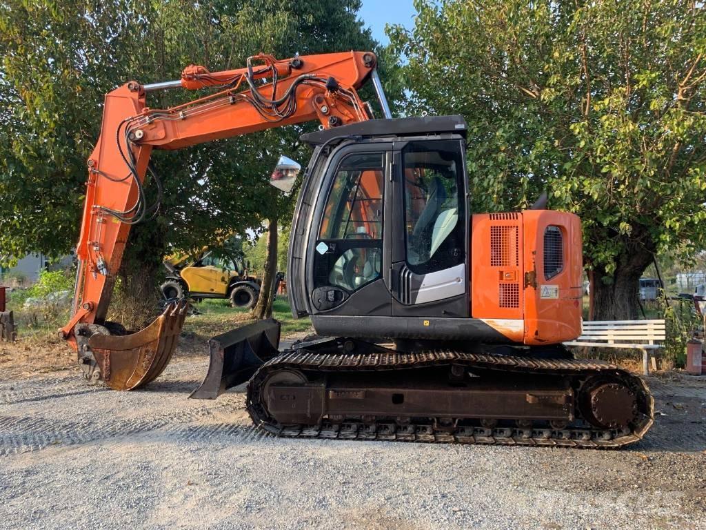 Hitachi ZX 135 US-5B Roomikekskavaatorid
