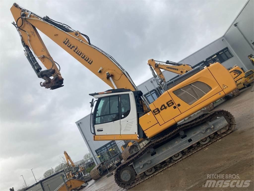 Liebherr R946 Roomikekskavaatorid