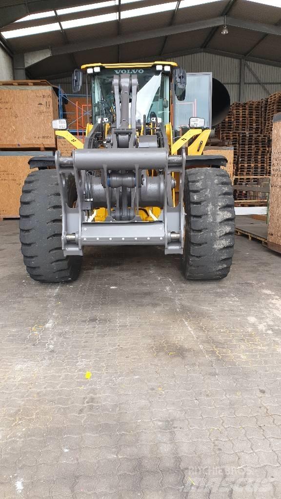 Volvo L 150 H Rataslaadurid