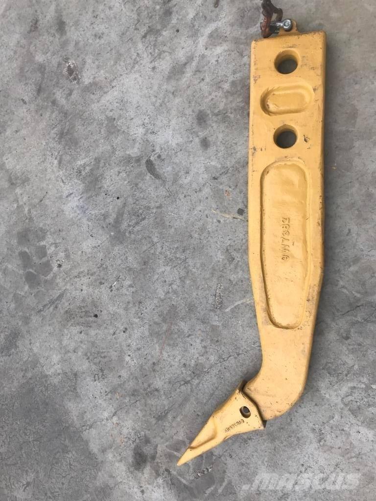 Komatsu D65 Shank Kaabitsad