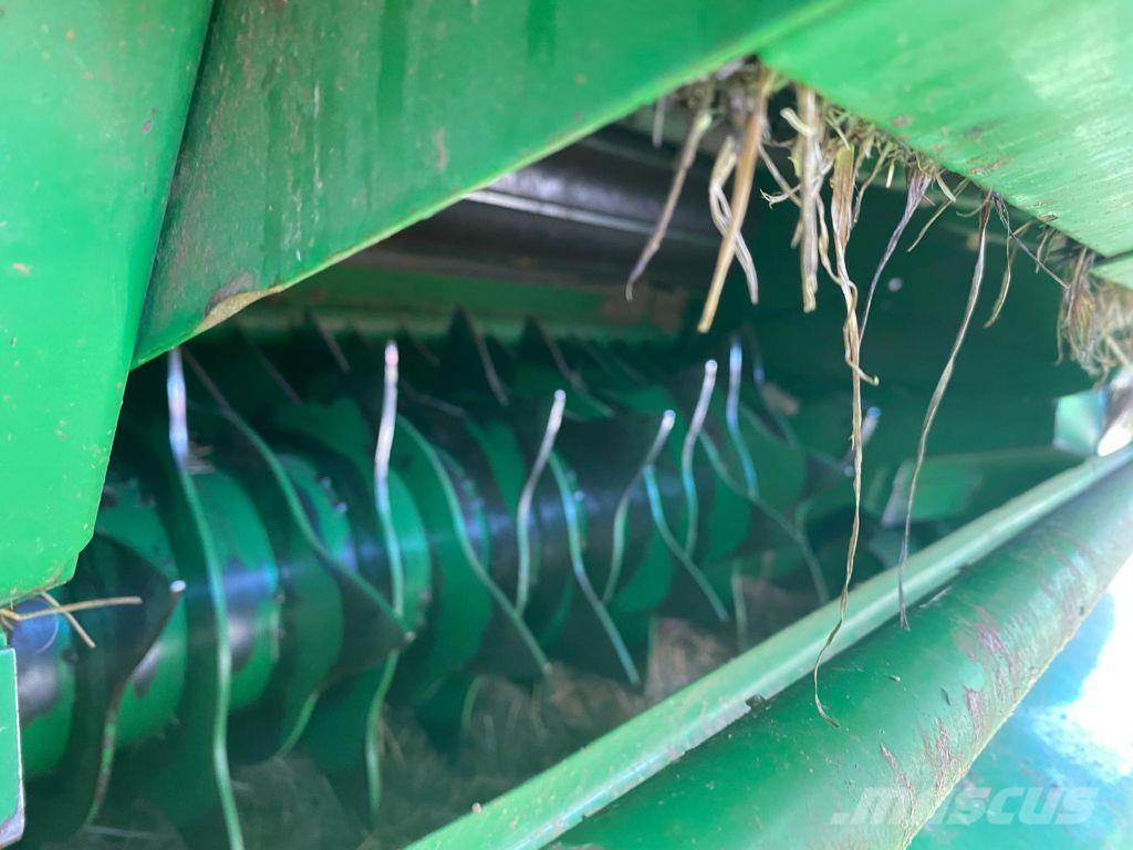 John Deere 568 Ruloonpressid