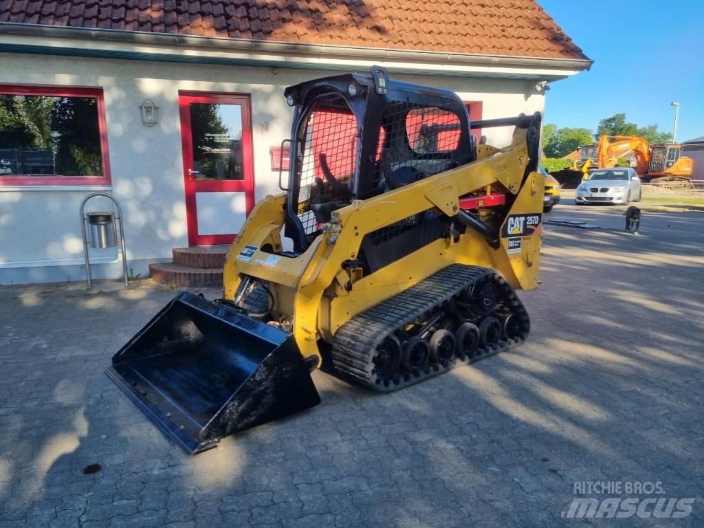 CAT 257 D Kompaktlaadurid