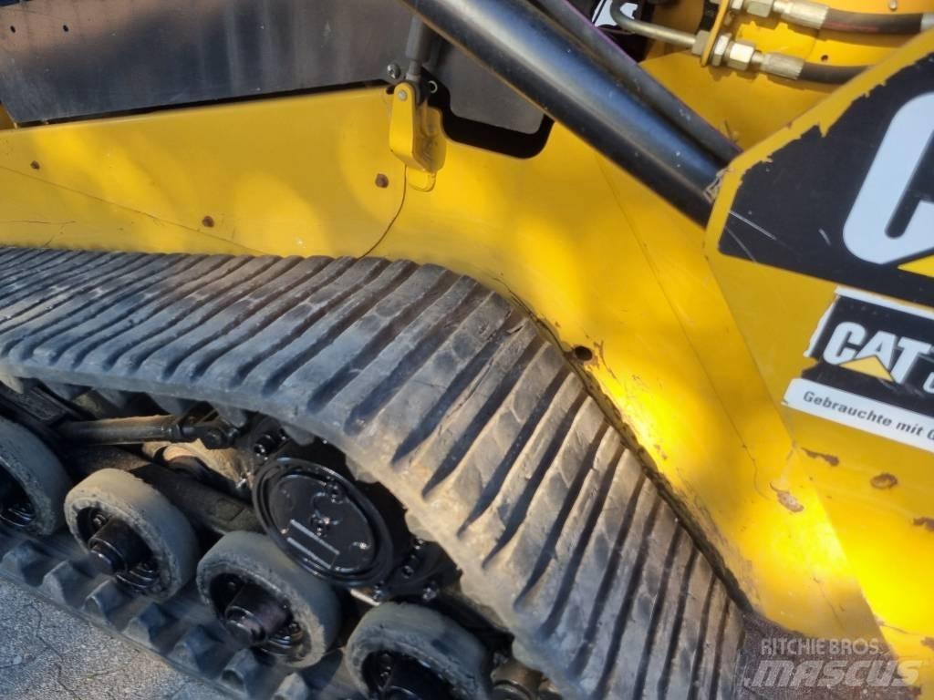 CAT 257 D Kompaktlaadurid