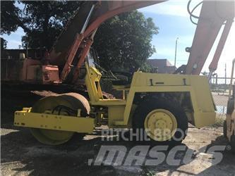 Bomag BW 142 D-2 Pinnasetihendajad