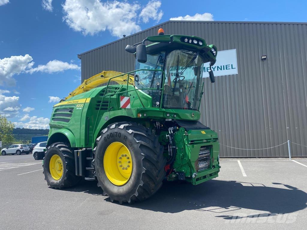 John Deere 8200 Silokombainid