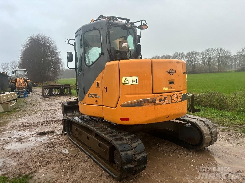 CASE CX 75 SR Väikeekskavaatorid 7t-12t