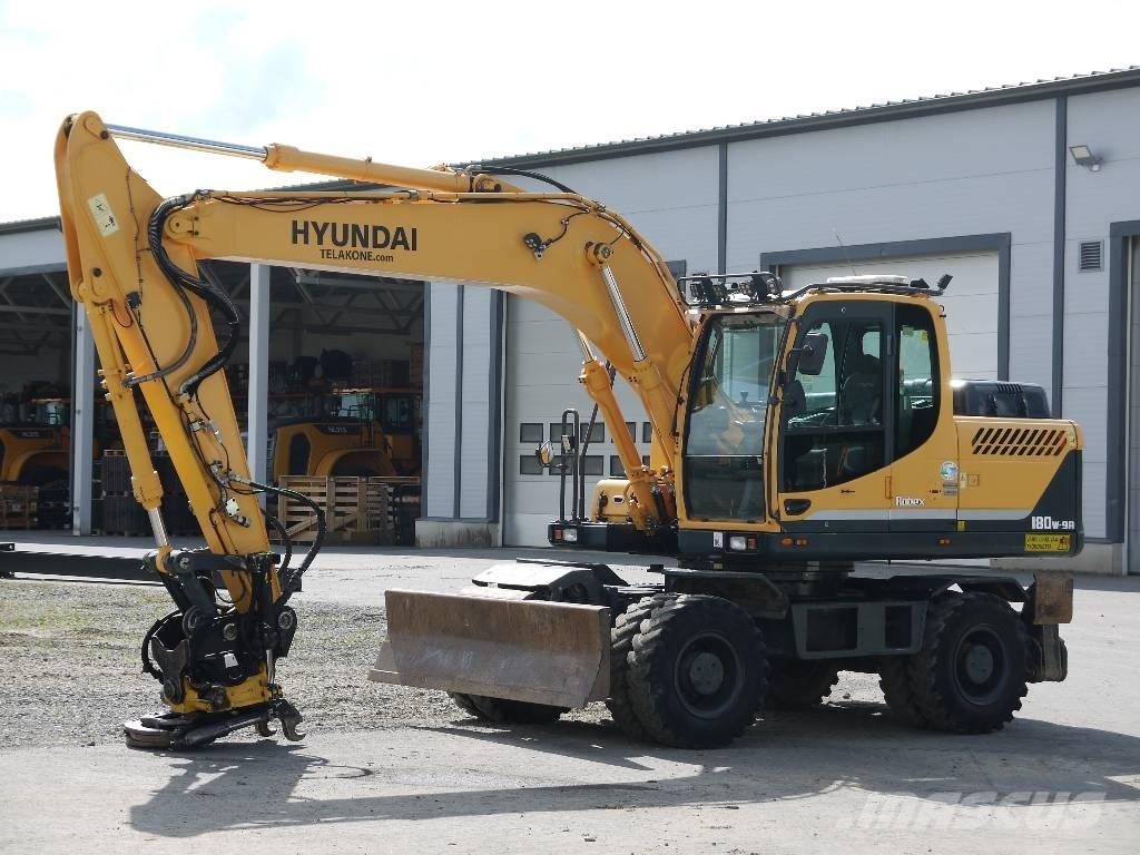 Hyundai R 180 W-9A Ratasekskavaatorid