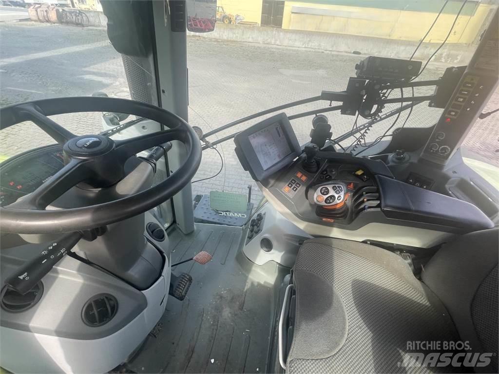 CLAAS AXION 830 Traktorid