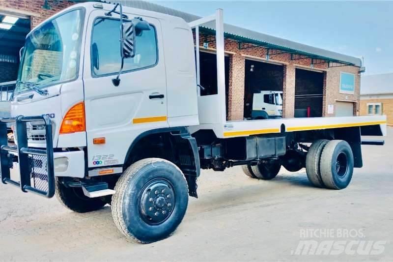 Hino 500 1322 4x4 Muud veokid