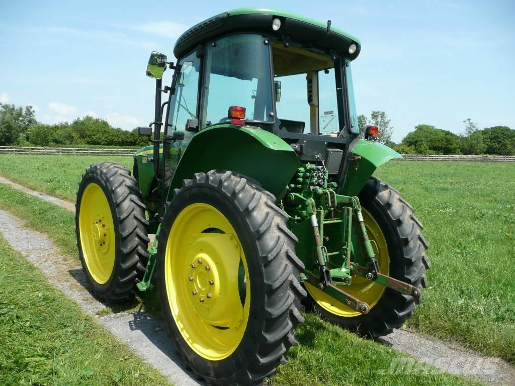 John Deere 5515 Traktorid
